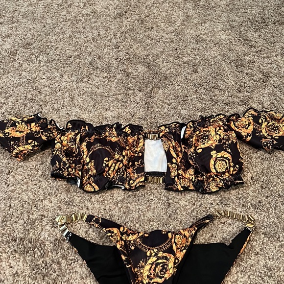 Fashion bikini - Picture 2 of 3